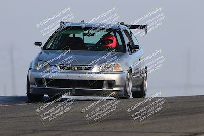 media/Oct-19-2025-Speed Ventures (Sun) [[a6e7fe67be]]/Purple/Session 1 (Grapevine)/